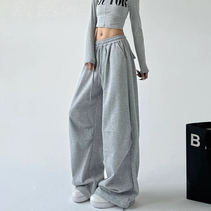 Hikari Exclusive Oversized Uncuffed Sweatpants
