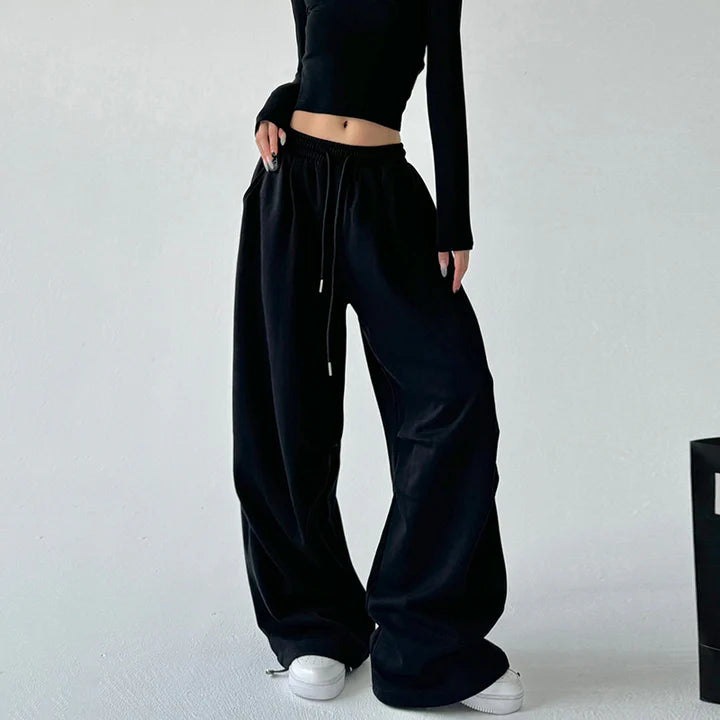 Hikari Exclusive Oversized Uncuffed Sweatpants