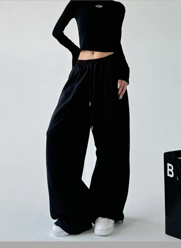 Hikari Exclusive Oversized Uncuffed Sweatpants