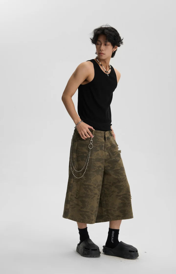 JHYQ Camo Capri Cut Shorts